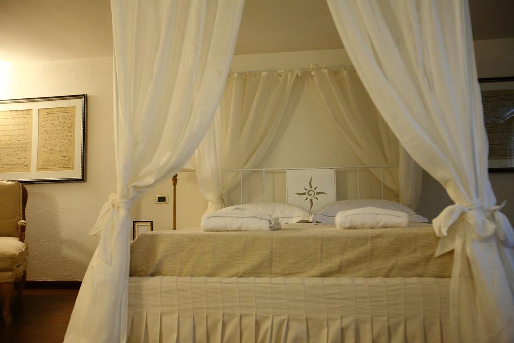 Bed and Breakfast Don Totu - Dimora Storica San Cassiano  Pokoj fotografie